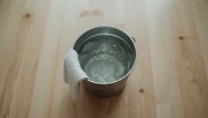 Pulire e disinfettare casa con prodotti naturali, senza illusioni